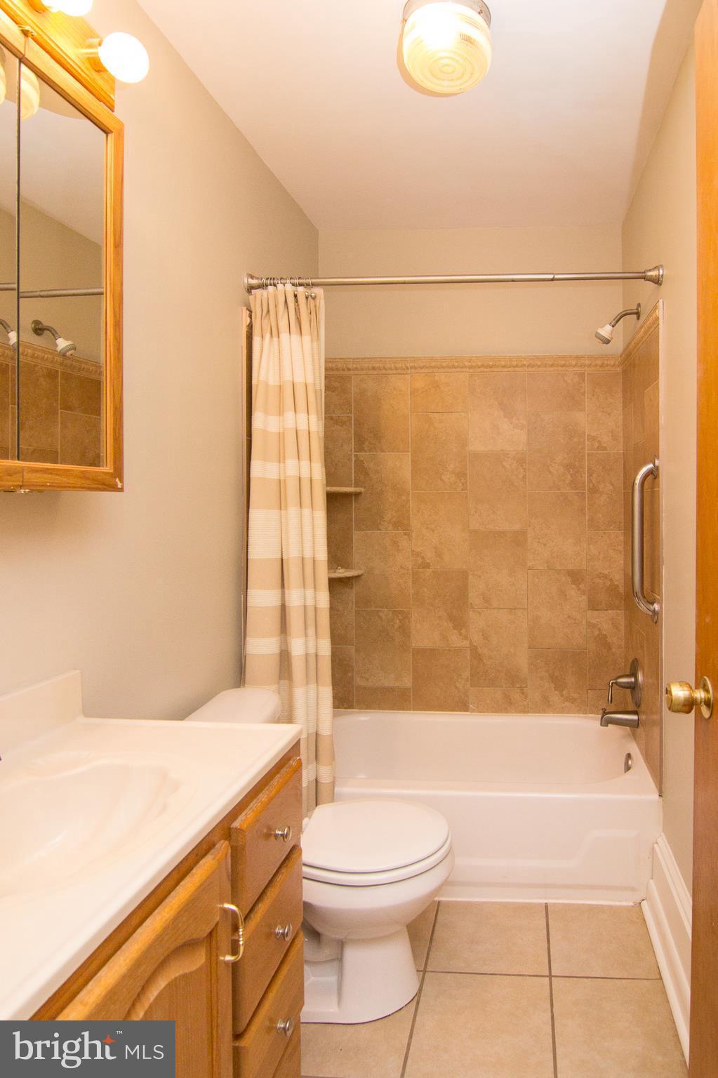 1731 Bollinger Road Westminster, MD 21157 - Photo 10 of 26 Bath