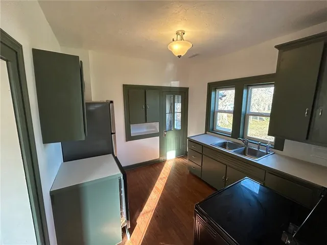 $195,000 | 607 South Pine Street, Holden, MO 64040