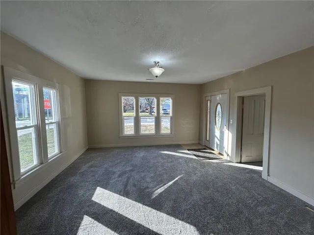 $195,000 | 607 South Pine Street, Holden, MO 64040