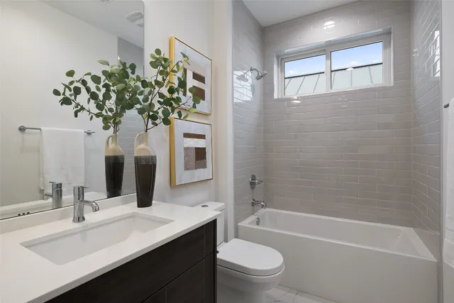 $1,150,000 | 900 South 2nd Street, Unit 20, Austin, TX 78704