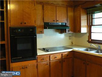 512 South Old Mill Road Dover, DE 19901 - Photo 9 of 12 Kitchen
