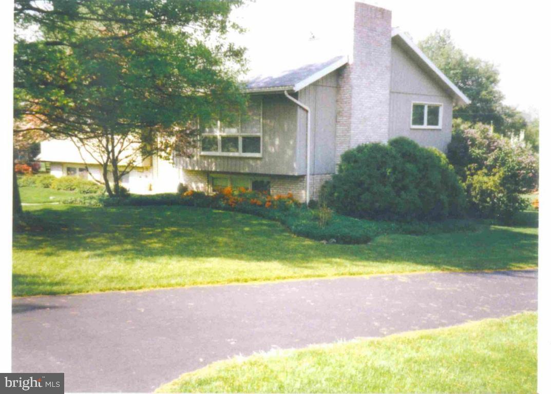 1012 Tracy Road Lancaster, PA 17601 - Photo 14 of 16