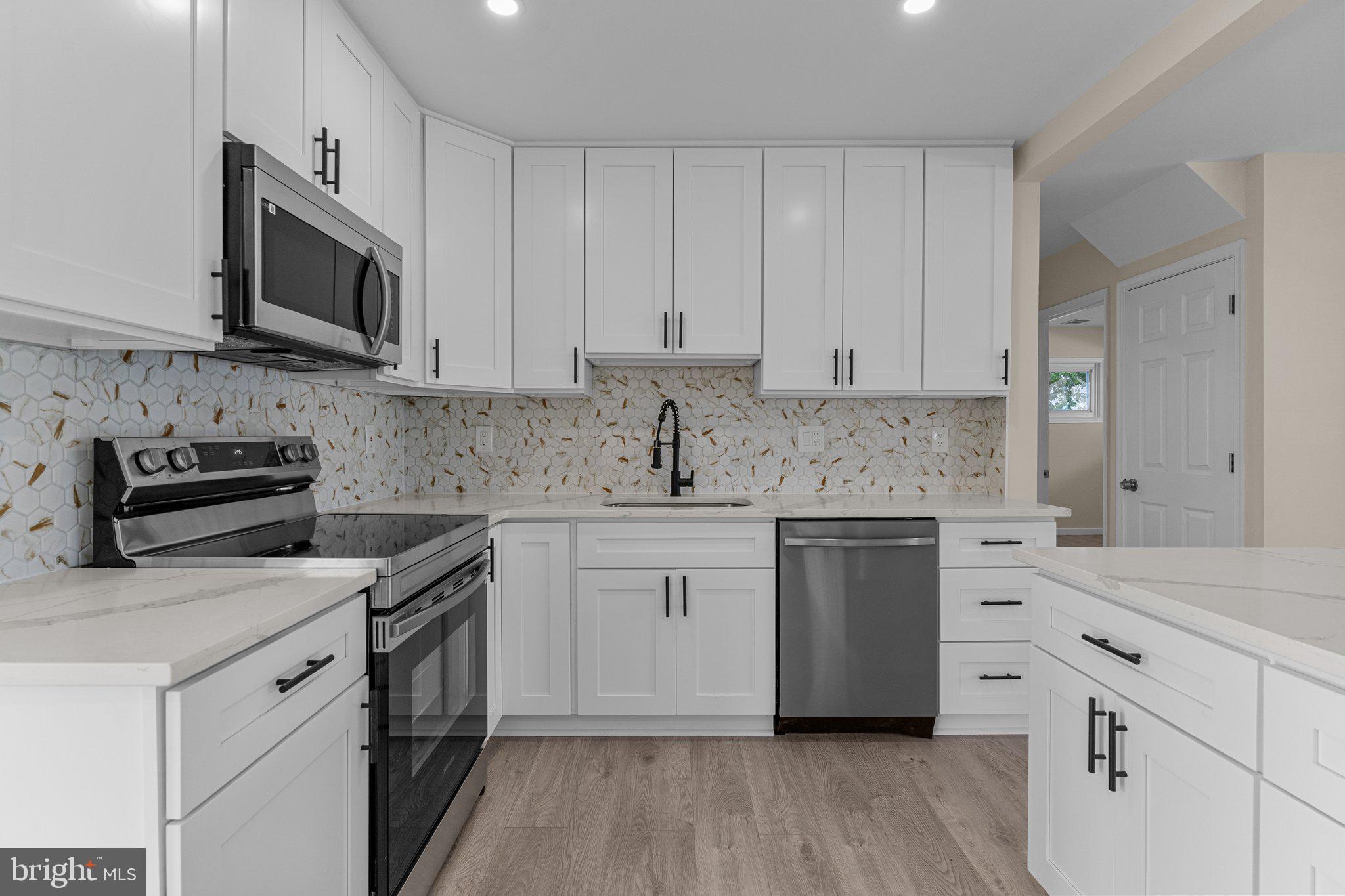 2 Ironwood Road Levittown, PA 19057 - Photo 11 of 32 Gallery Image 11