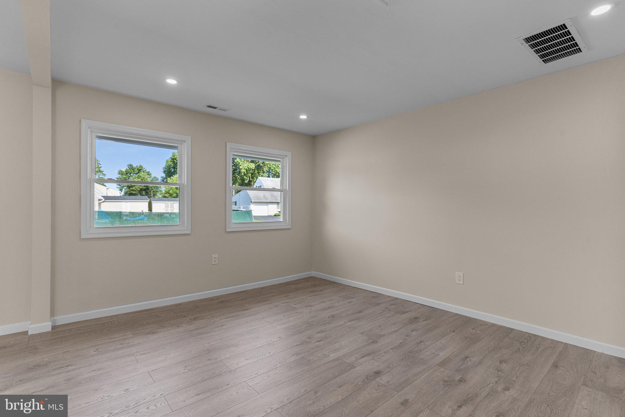 2 Ironwood Road Levittown, PA 19057 - Photo 12 of 32 Gallery Image 12