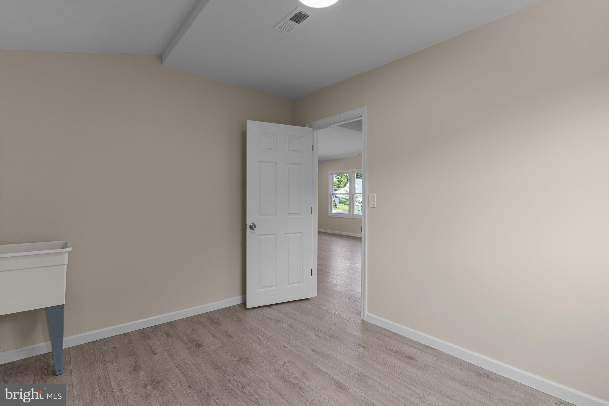 2 Ironwood Road Levittown, PA 19057 - Photo 17 of 32 Gallery Image 17