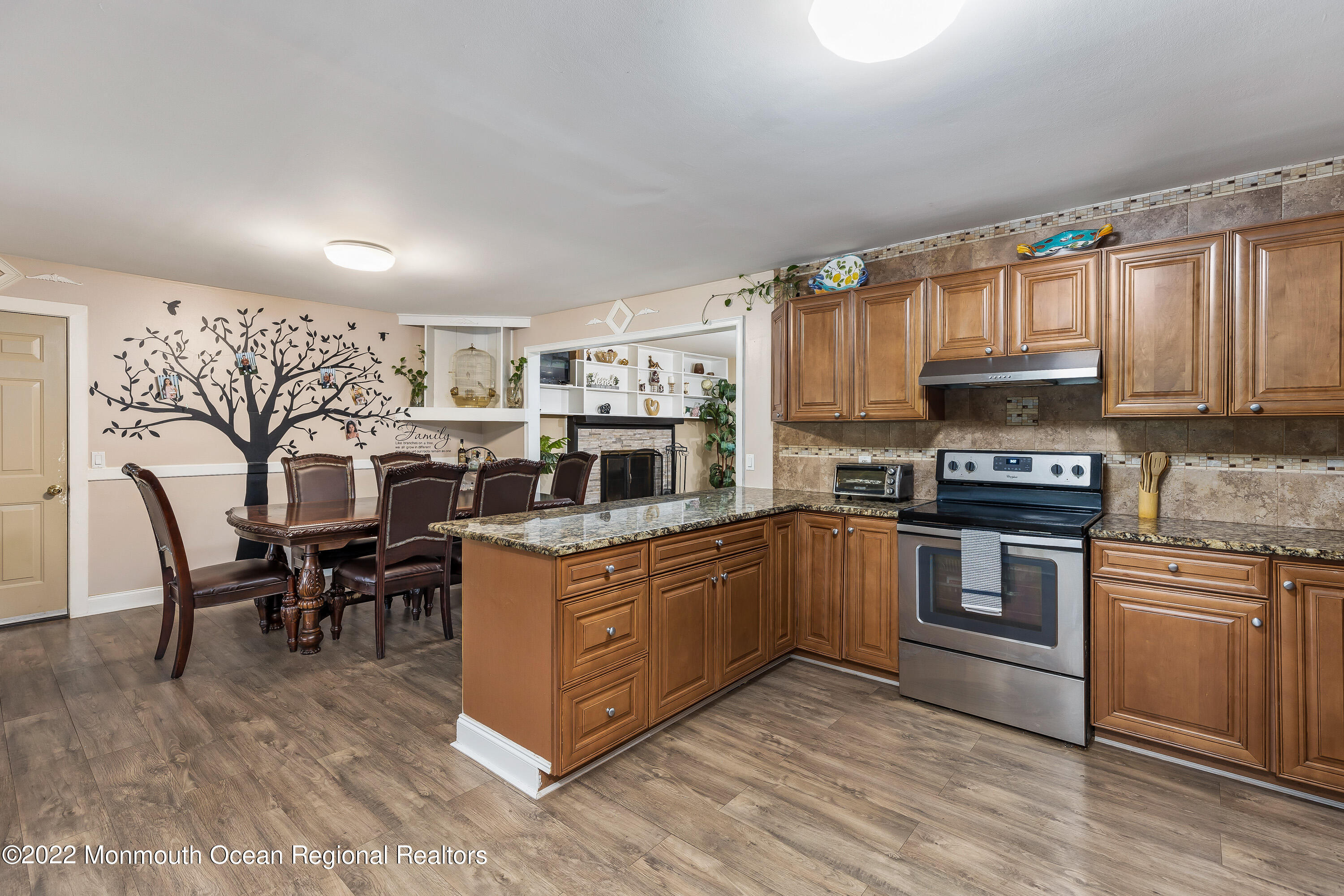 14 Forman Road Millstone Township, NJ 08535 - Photo 11 of 43 14 FORMAN-5