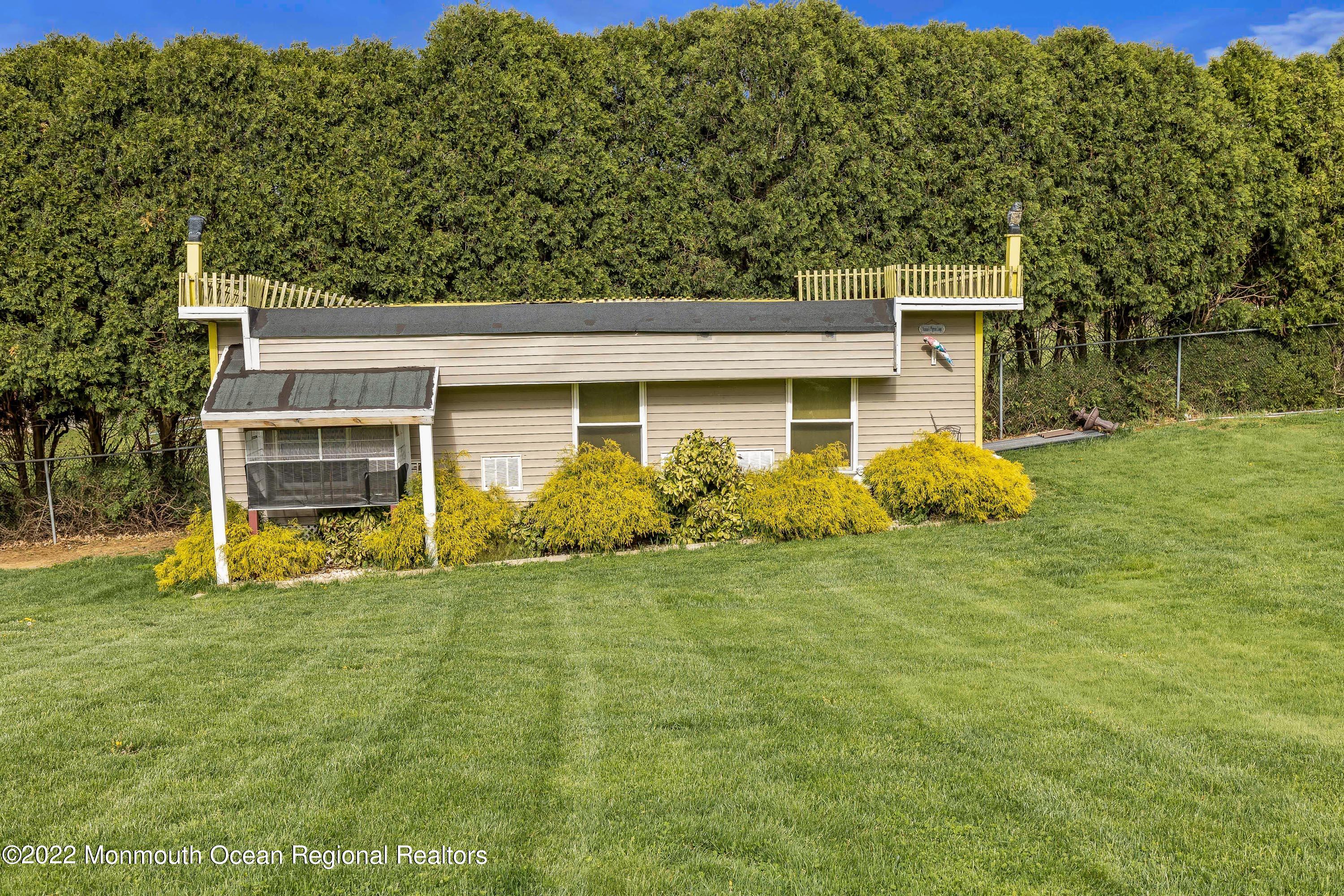 14 Forman Road Millstone Township, NJ 08535 - Photo 41 of 43 14 FORMAN-35