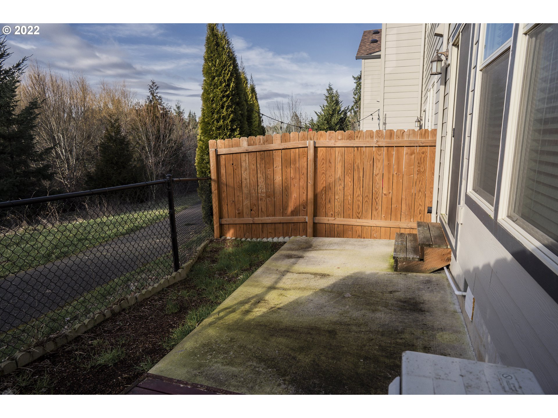 249 North 43rd Place Ridgefield, WA 98642 - Photo 9 of 32 a view of a balcony with an outdoor space