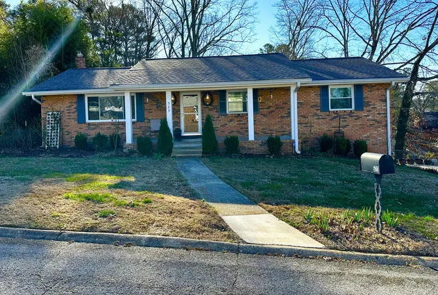 $299,900 | 523 Cindy Circle, Ringgold, GA 30736