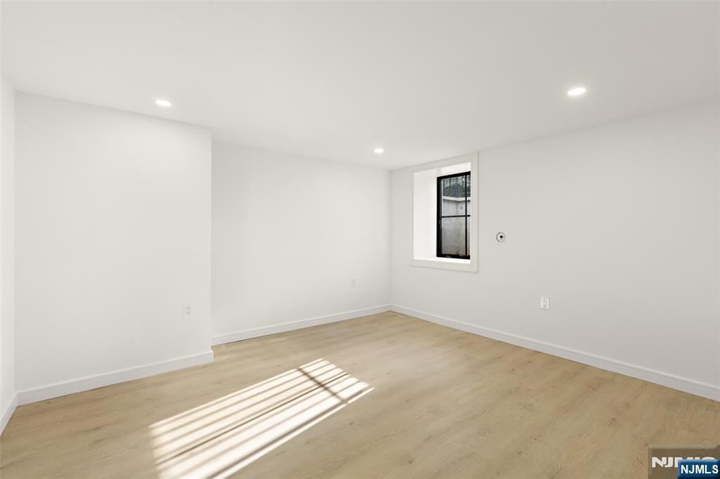 308 Myrtle Street Haworth, NJ 07641 - Photo 29 of 34