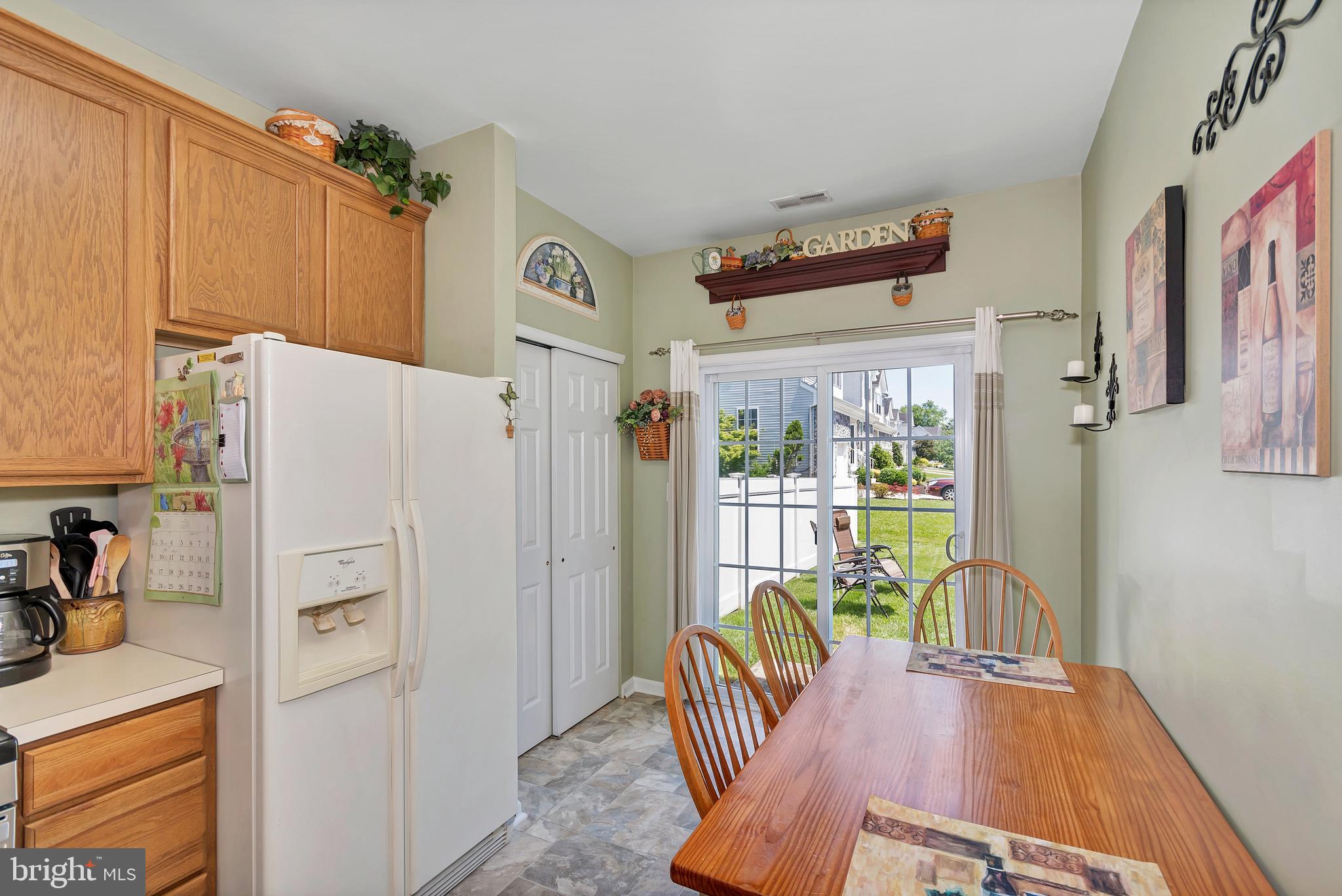 9 Glen Forrest Road Mount Laurel, NJ 08054 - Photo 4 of 14