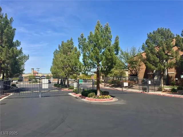 $1,250 | 555 East Silverado Ranch Boulevard, Unit 1073, Las Vegas, NV 89183