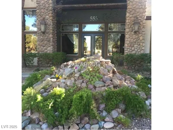 $1,250 | 555 East Silverado Ranch Boulevard, Unit 1073, Las Vegas, NV 89183