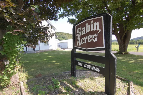 $650,000 | 18525 County Road East, Richland Center, WI 53581