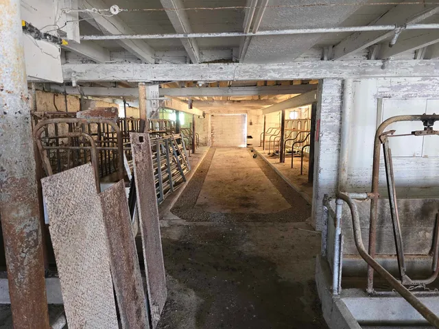 $650,000 | 18525 County Road East, Richland Center, WI 53581