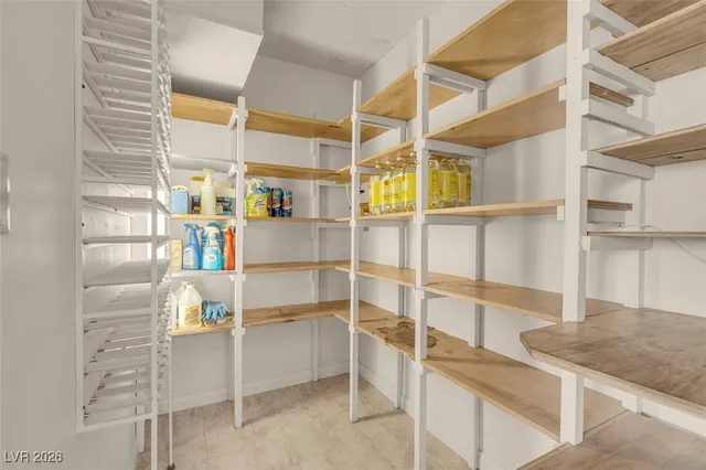 $1,000,000 | 1025 Keys Drive, Boulder City, NV 89005