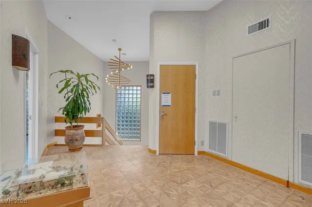 $1,000,000 | 1025 Keys Drive, Boulder City, NV 89005