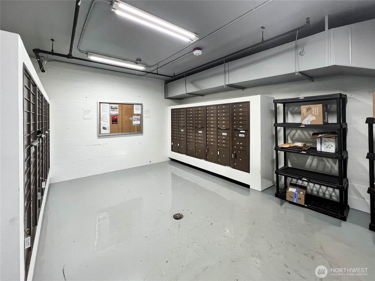 1105 Spring Street, Unit 1011 Seattle, WA 98104 - Photo 21 of 25