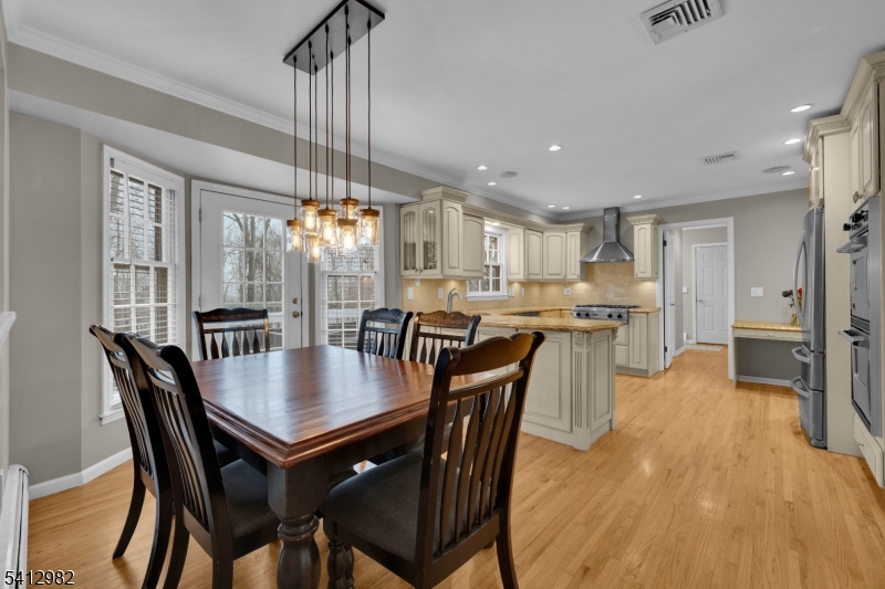 51 Winay Terrace Long Valley, NJ 07853 - Photo 13 of 50