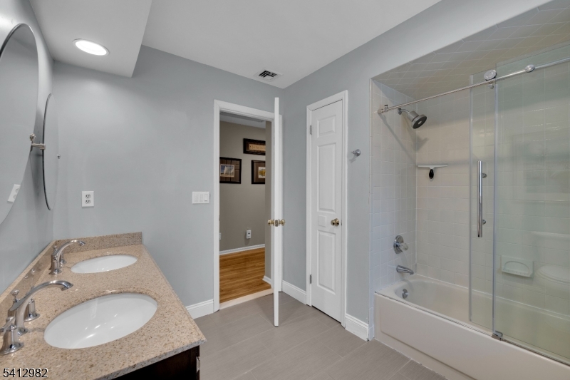 51 Winay Terrace Long Valley, NJ 07853 - Photo 34 of 50