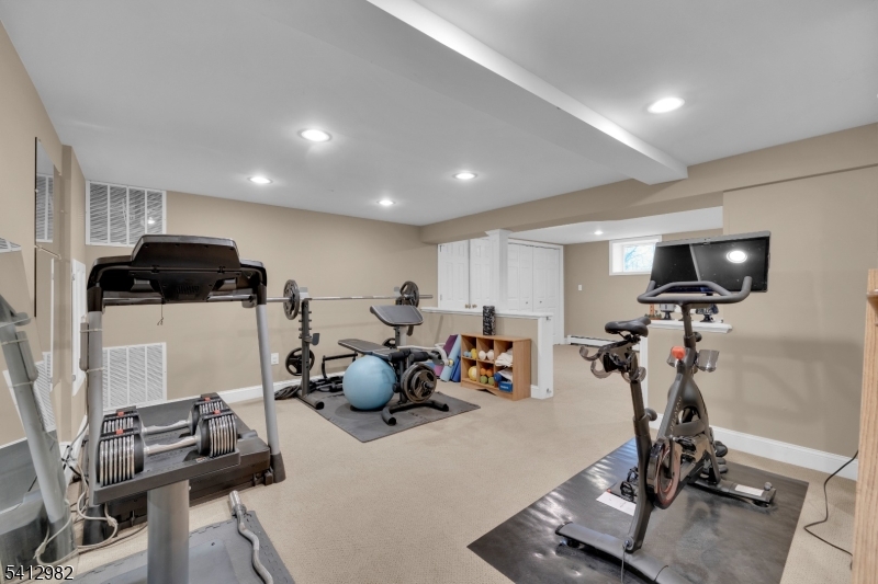 51 Winay Terrace Long Valley, NJ 07853 - Photo 38 of 50