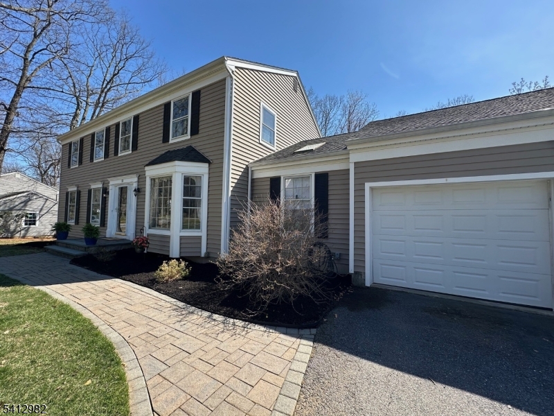 51 Winay Terrace Long Valley, NJ 07853 - Photo 5 of 50