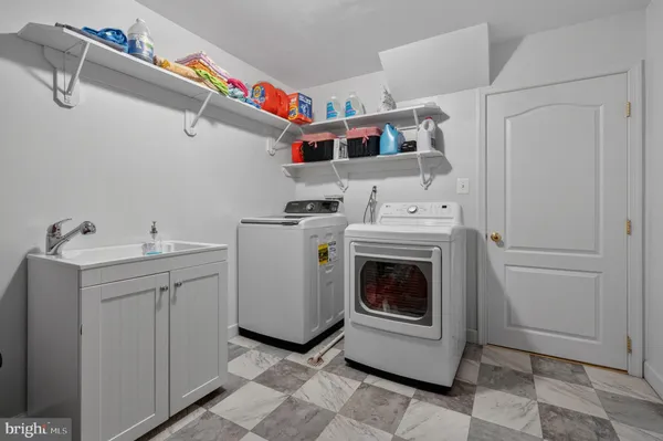 $1,684,900 | 8825 Stolen Moments Terrace, Fairfax, VA 22031