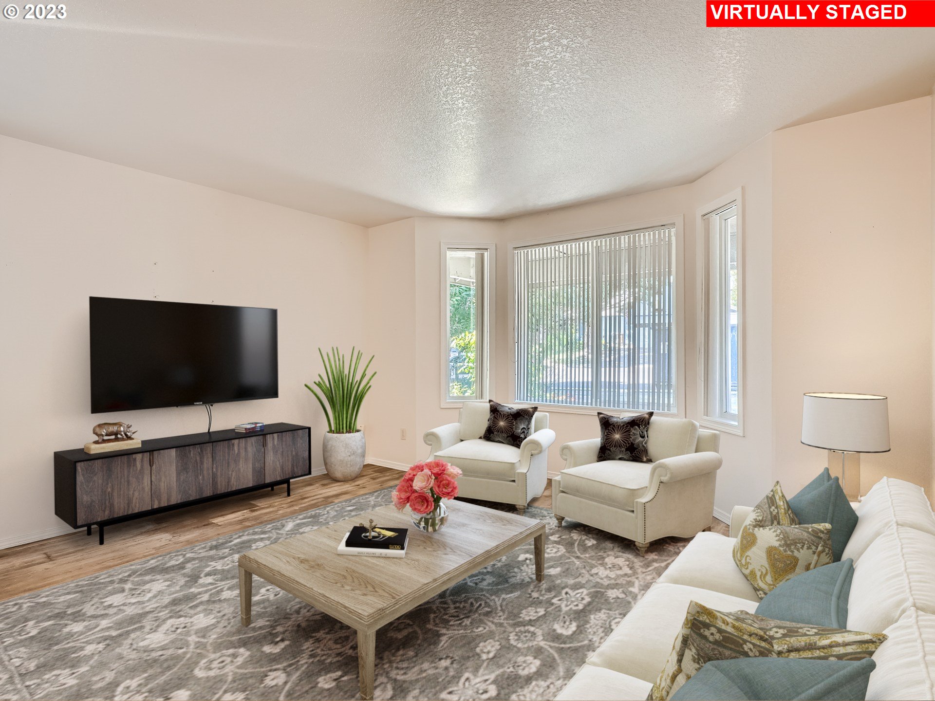 3922 R Street Washougal, WA 98671 - Photo 4 of 30 Living Room
