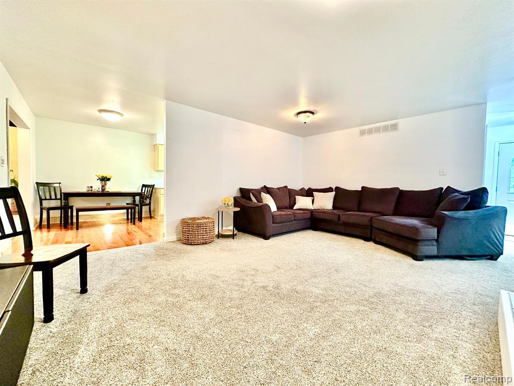 41769 Fret Road Belleville, MI 48111 - Photo 18 of 45