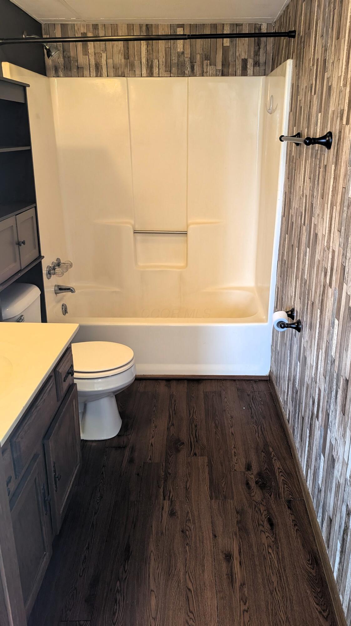 4115 Karl Road, Unit 207 Columbus, OH 43224 - Photo 14 of 20 PXL_20260928_180816422
