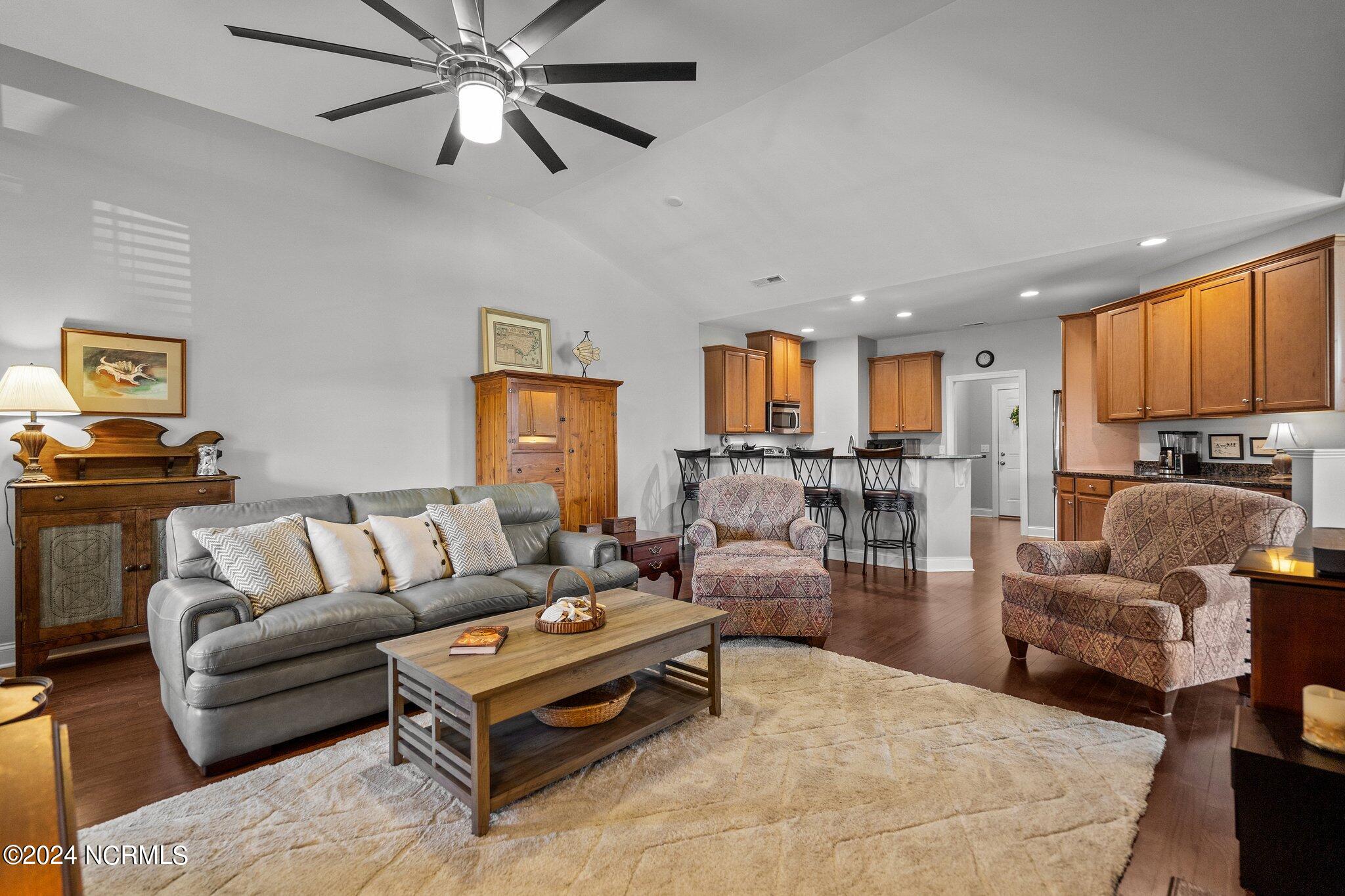 4164 Cambridge Cove Road, Unit 1 Southport, NC 28461 - Photo 25 of 72 53-web-or-mls-DSC02340