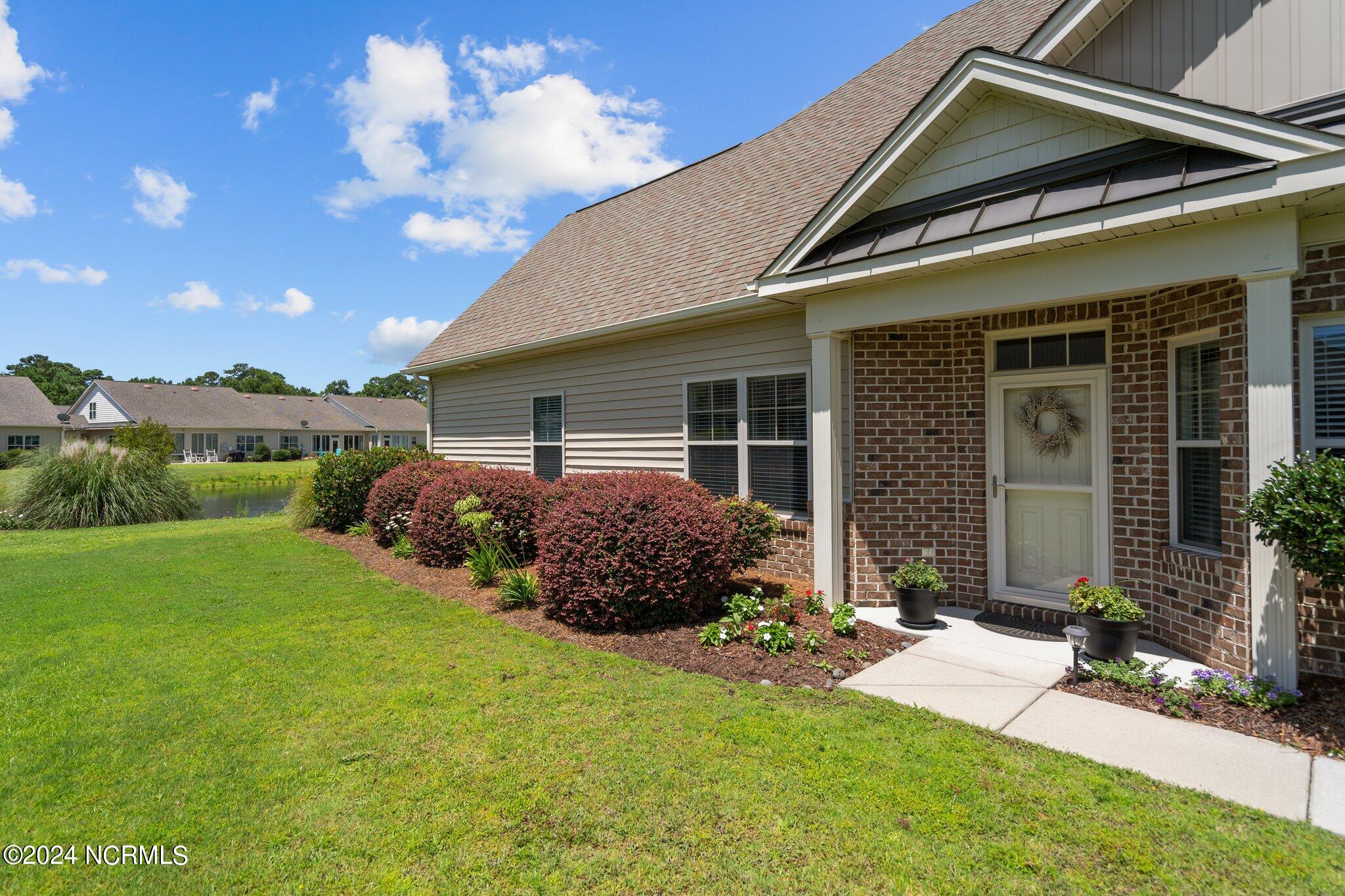 4164 Cambridge Cove Road, Unit 1 Southport, NC 28461 - Photo 10 of 72 72-web-or-mls-DSC02364