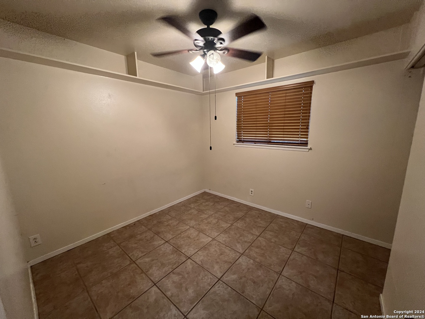 208 Michelle Drive Converse, TX 78109 - Photo 8 of 17