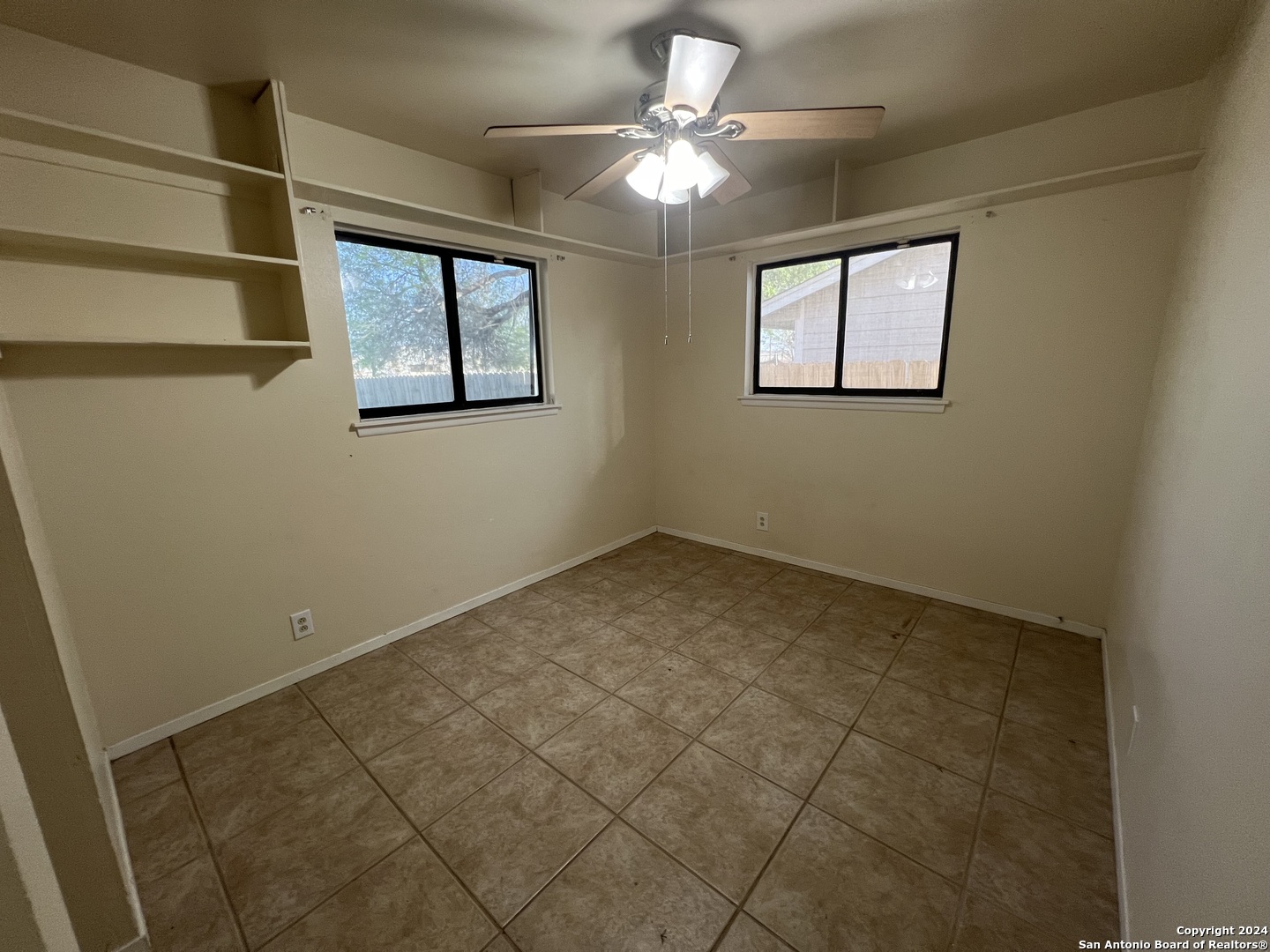 208 Michelle Drive Converse, TX 78109 - Photo 9 of 17