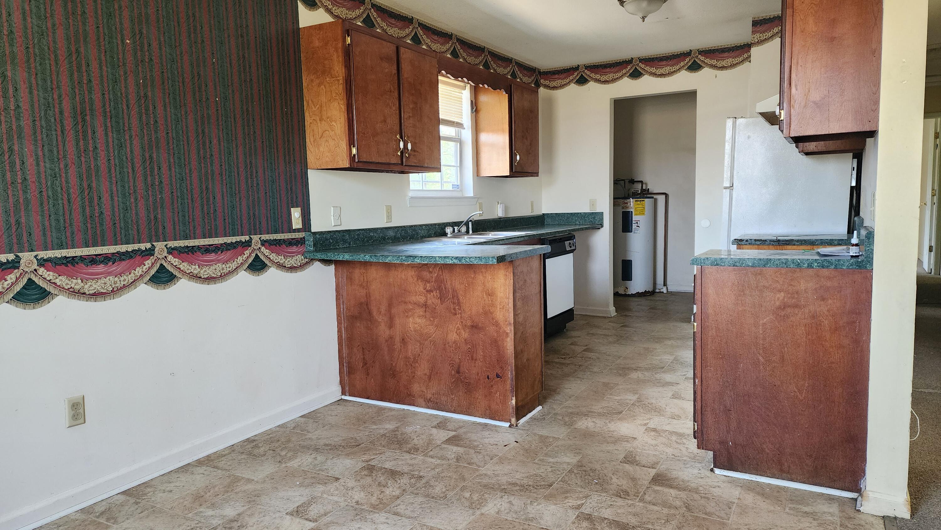 1806 Bennett Avenue Chattanooga, TN 37404 - Photo 12 of 27 Kitchen