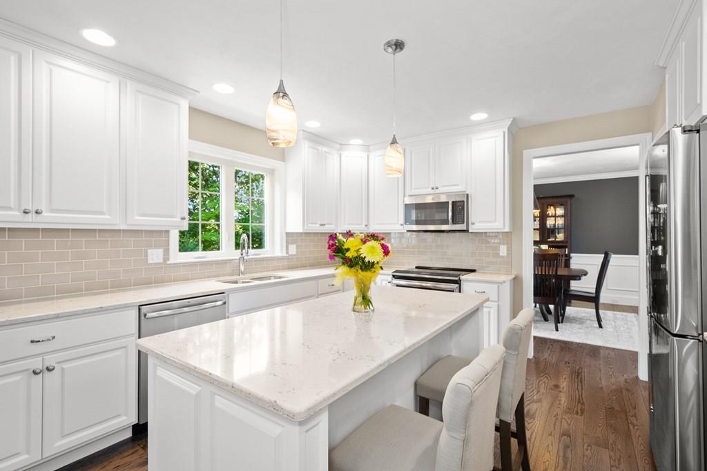 74 Jordan Road Holden, MA 01520 - Photo 3 of 39 Gallery Image 3