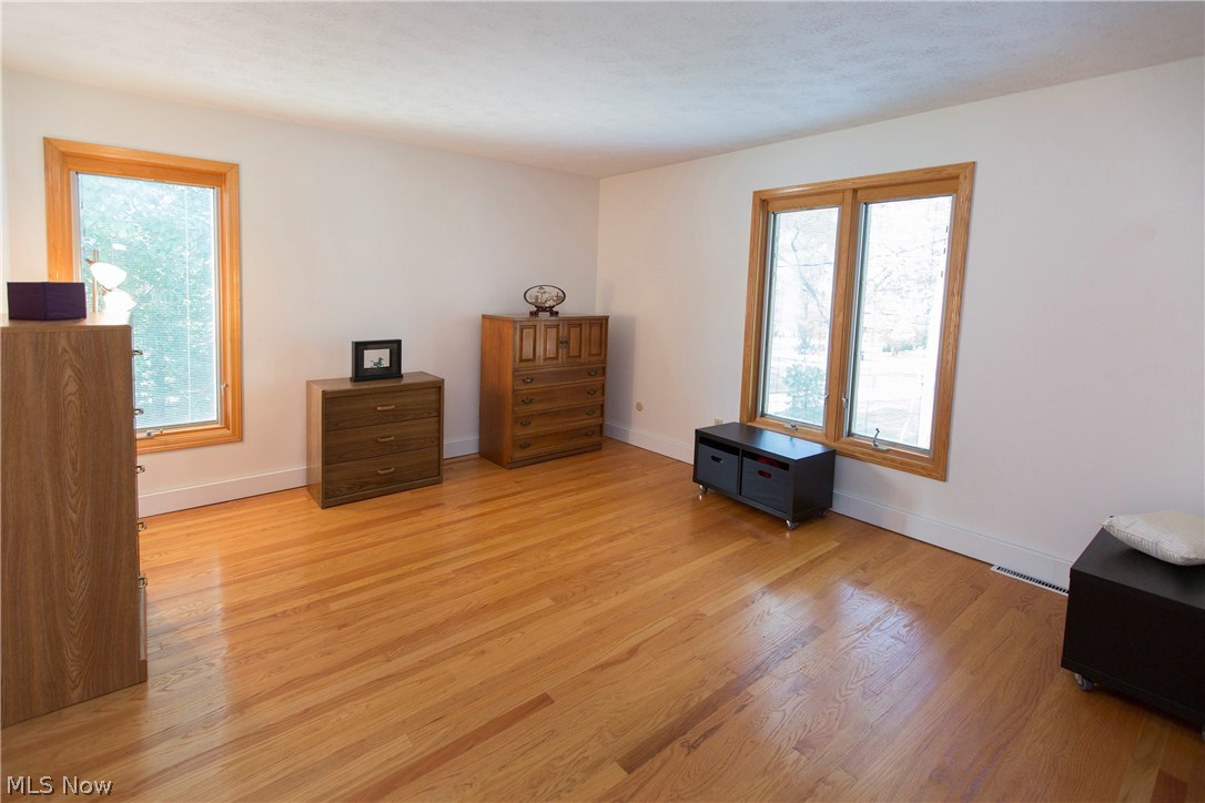 17637 Shurmer Road Strongsville, OH 44136 - Photo 16 of 35 Gallery Image 16