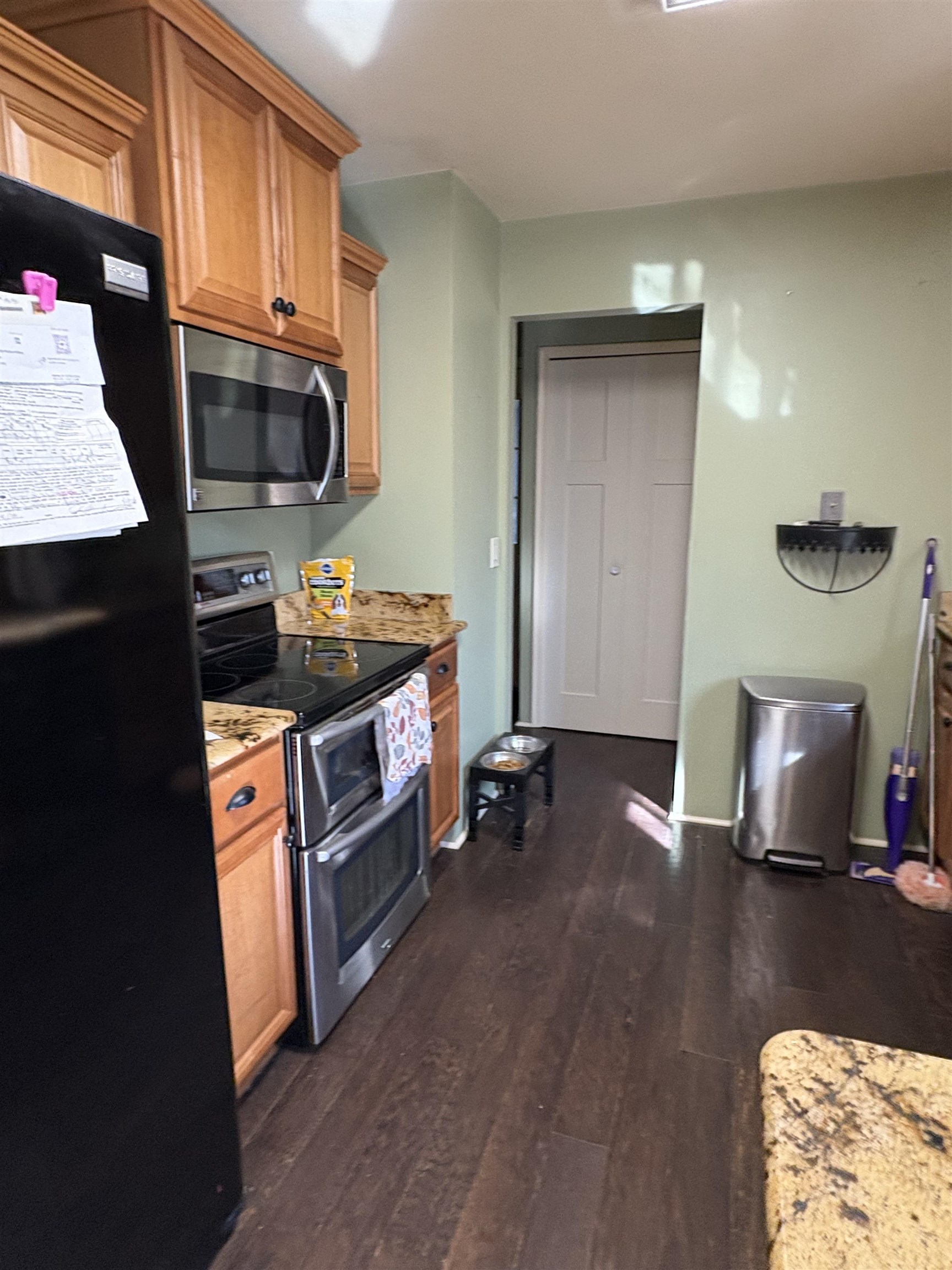 9443 Beecher Road Flushing, MI 48433 - Photo 2 of 33