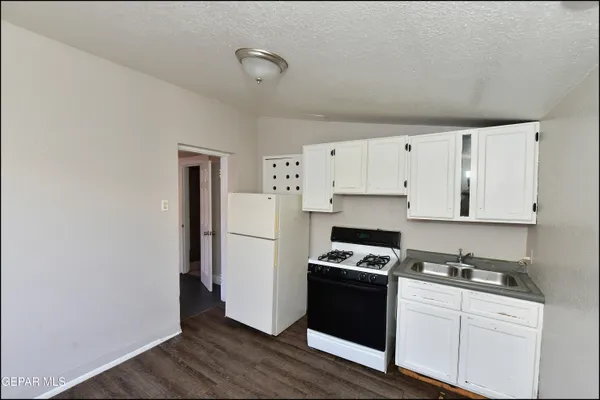 $184,950 | 3519 Douglas Avenue, El Paso, TX 79903
