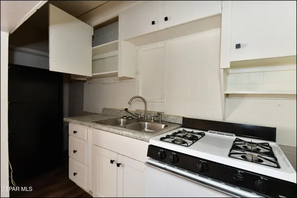 $184,950 | 3519 Douglas Avenue, El Paso, TX 79903