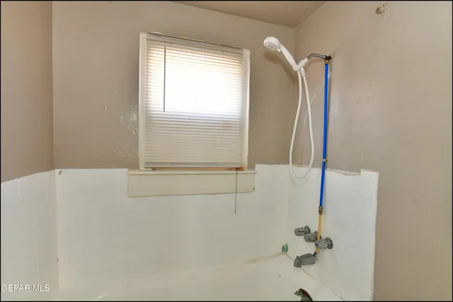 $189,000 | 3519 Douglas Avenue, El Paso, TX 79903