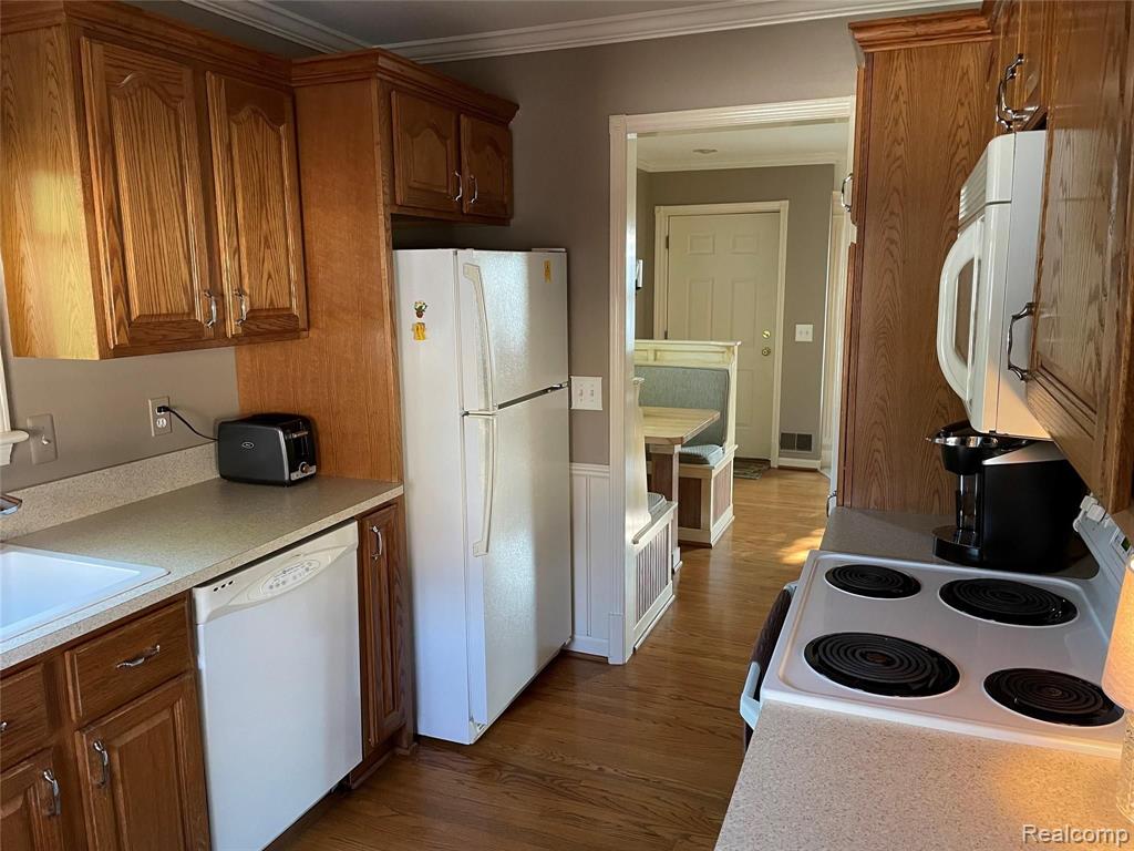 2800 Eastern Avenue Rochester Hills, MI 48307 - Photo 22 of 31