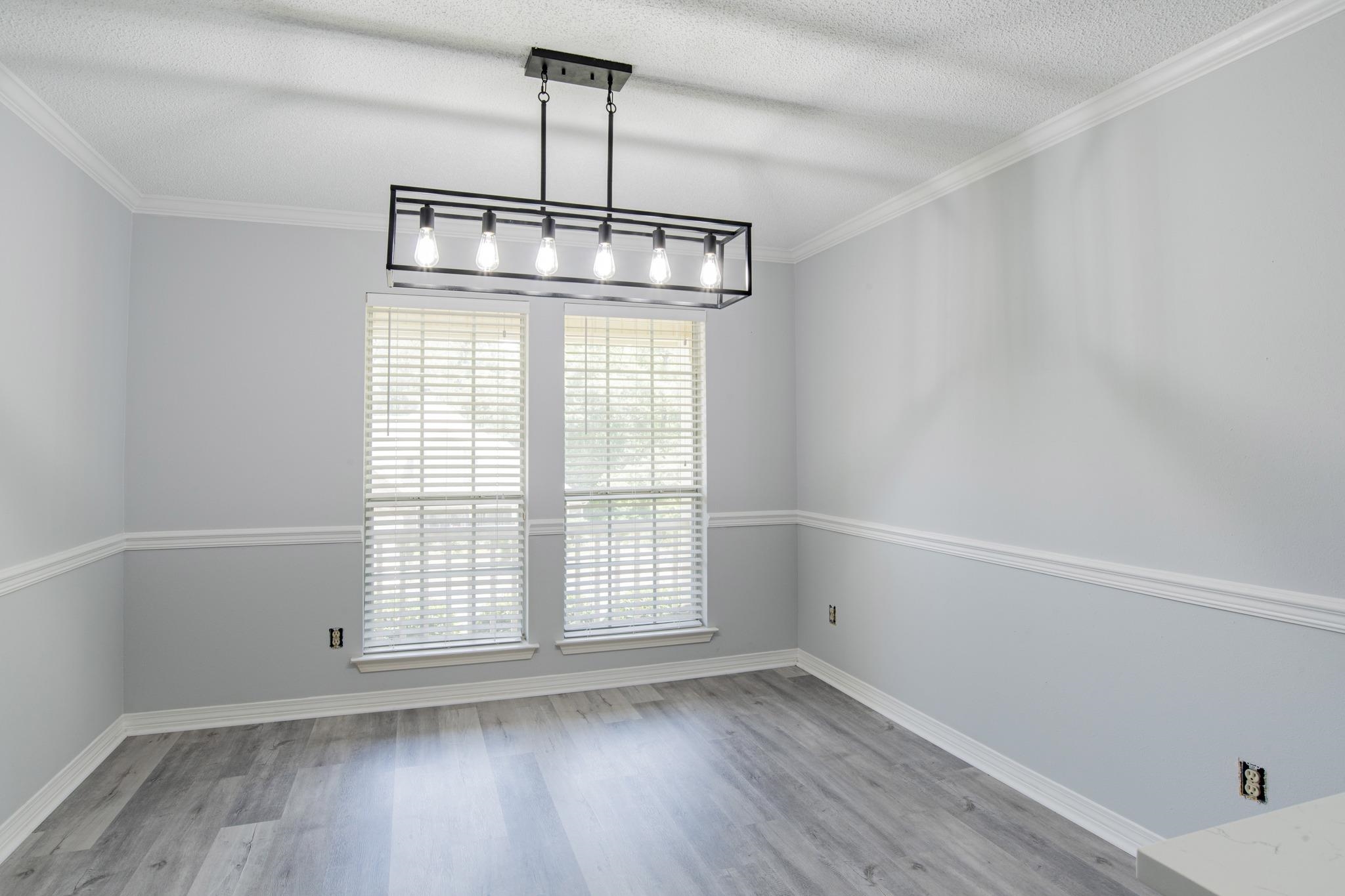 129 Lakeview Loop Daphne, AL 36526 - Photo 13 of 28 Dining Room