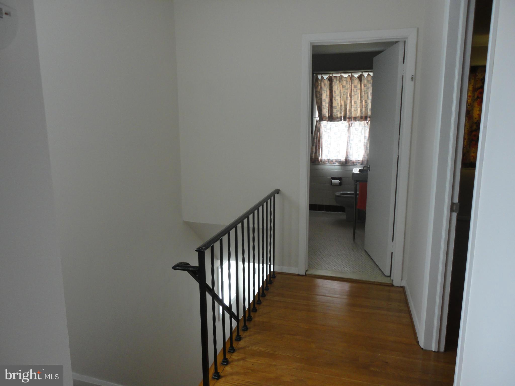 6221 Marlora Road Baltimore, MD 21239 - Photo 13 of 22 Interior (General)