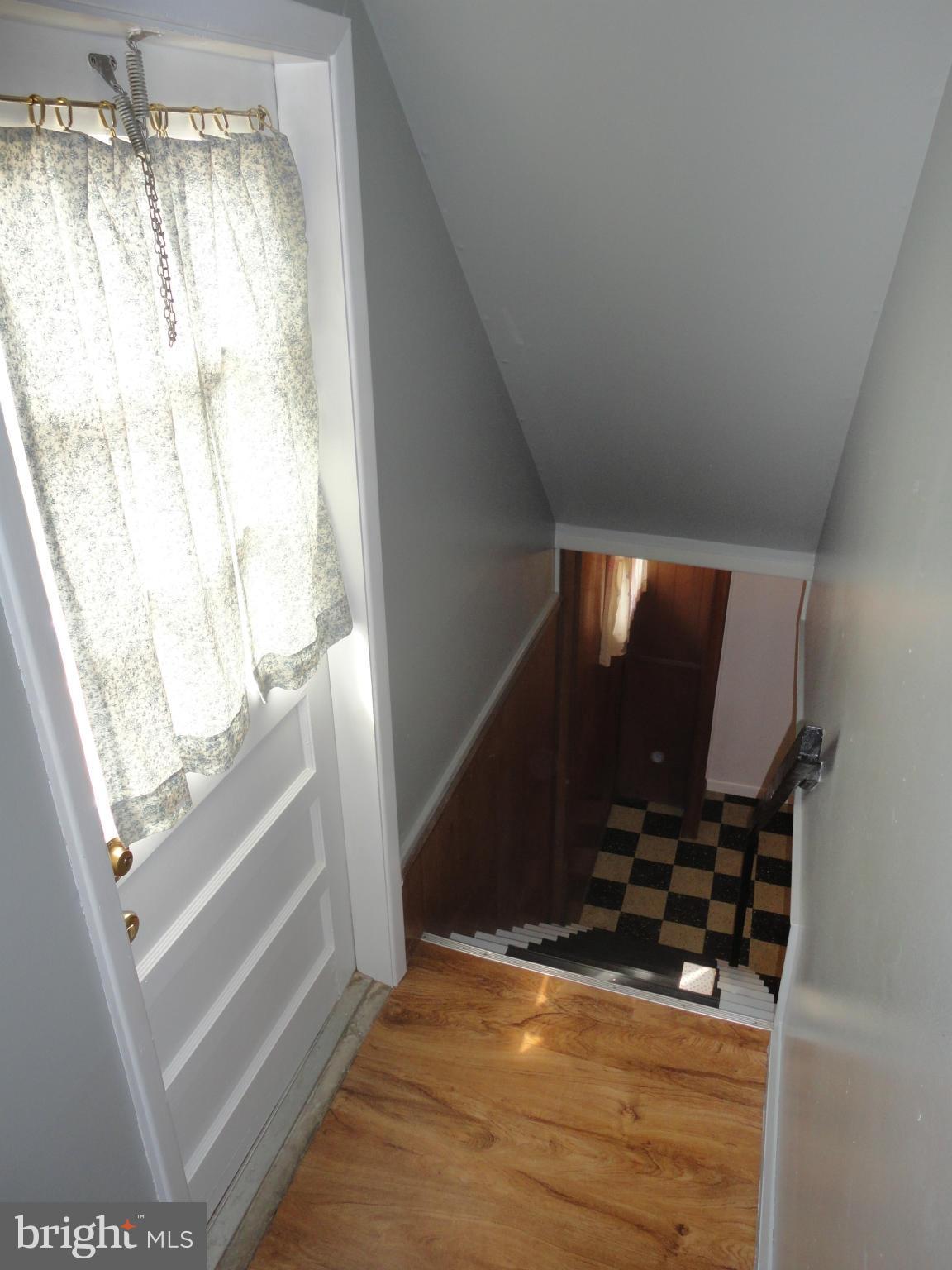 6221 Marlora Road Baltimore, MD 21239 - Photo 7 of 22 Interior (General)
