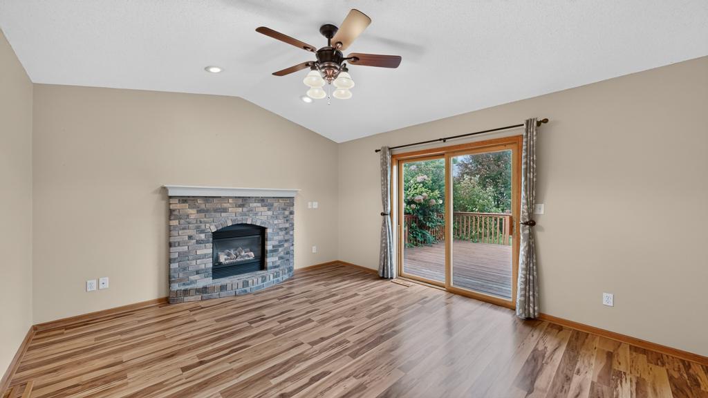 5806 48 Avenue Northwest Rochester, MN 55901 - Photo 20 of 48