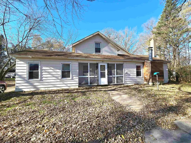 $122,000 | 315 South Main Street, Plainfield, WI 54966