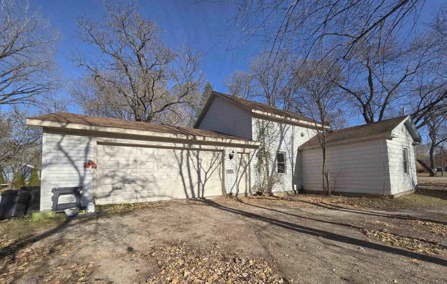 $122,000 | 315 South Main Street, Plainfield, WI 54966