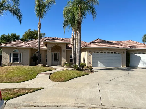 $2,900 | 1046 Lords Court, Lemoore, CA 93245