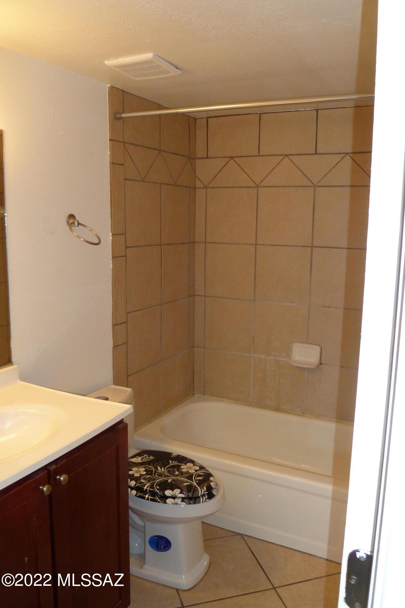 3357 North Country Club Road, Unit 19 Tucson, AZ 85716 - Photo 17 of 30 Gallery Image 17